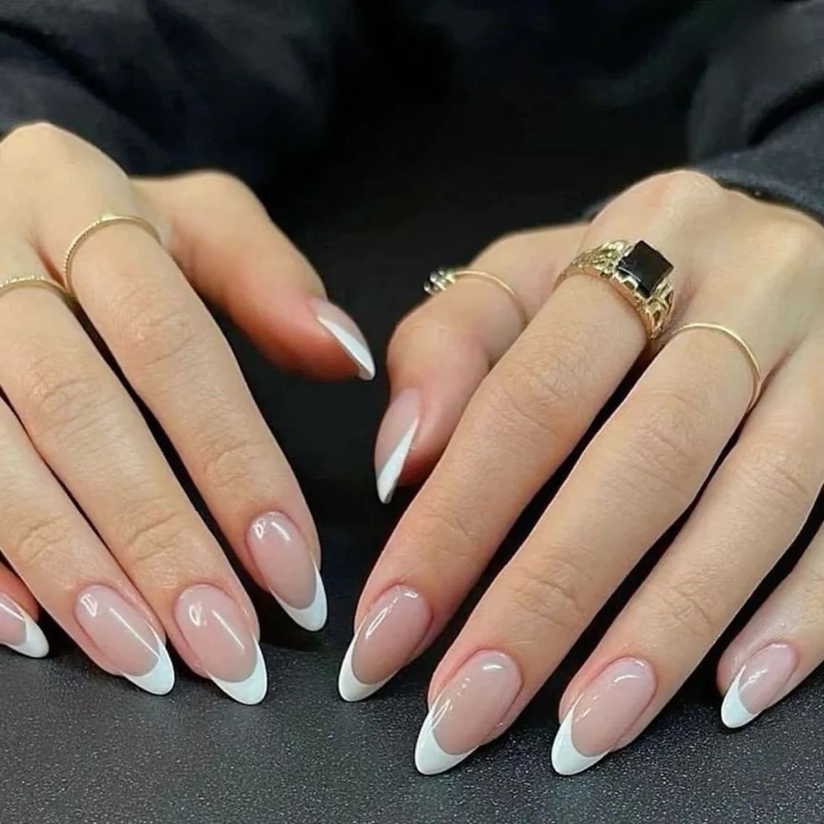 24 Pcs Glossy nude Almond Press on Nails